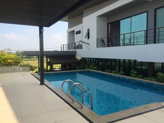 Homeoffice for sale ขายโฮมออฟฟิศ2หลังพร้อมสระว่ายน้ำ 369 ตร.ว.ย่านศรีนครินทร์ เฉลิมพระเกียรติ ร.9 ใกล้ซีคอน พาราไดซ์ สวน
