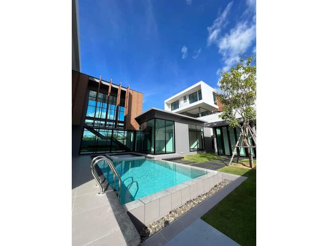 H49 ขายบ้านพูลวิลล่า 3 ห้องนอนอยู่บนเนินเขาวิวพัทยา/Sale Brand New Modern Style Pool Villa 3 Beds