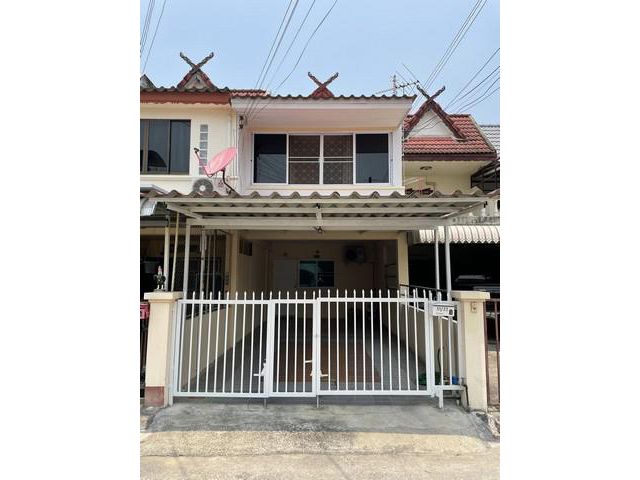 ขายทาวน์เฮ้าส์ 2 ชั้น ข้างวัดต้นปิน แม่เหียะ เมืองเชียงใหม่