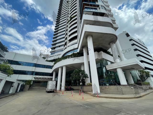 ขาย ออฟฟิศ Royal River Place 465.53 ตร.ม. 6 ห้อง ใกล้แม่น้ำเจ้าพร