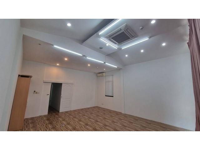 PO2338 ให้เช่า บ้าน โฮม ออฟฟิศ  เหมาะทำธุรกิจ คาเฟ่ ซอยรามคำแหง 4