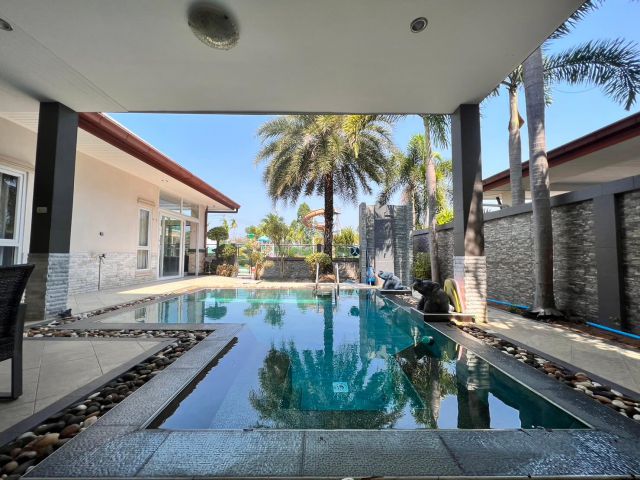H42 ขายบ้านเดี่ยว พร้อมสระว่ายน้ำ บ้านดุสิตพัทยาพัทยา/Sale Pool Volilla Baan Dusit Pattay Park