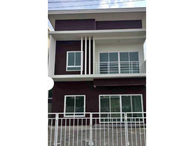 ให้เช่าบ้าน ย่านลำลูกกาคลอง7 มี 4 ห้องนอน 3 ห้องน้ำ