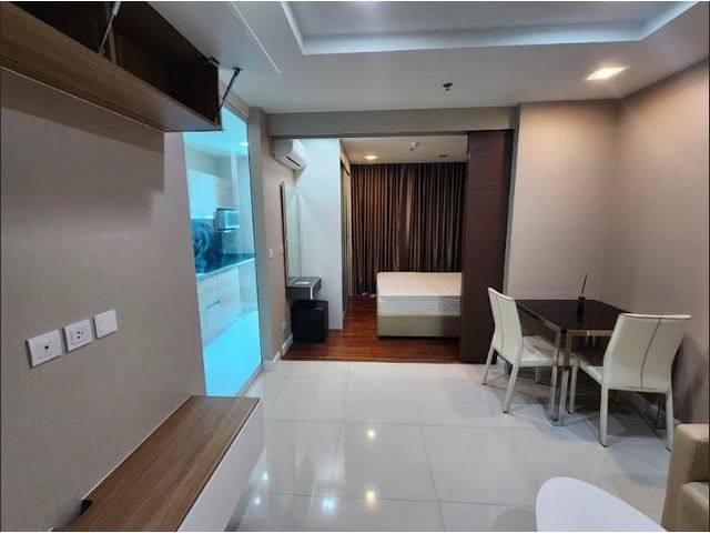 เดอะ เมโทรโพลิส สำโรง อินเตอร์เชนจ์