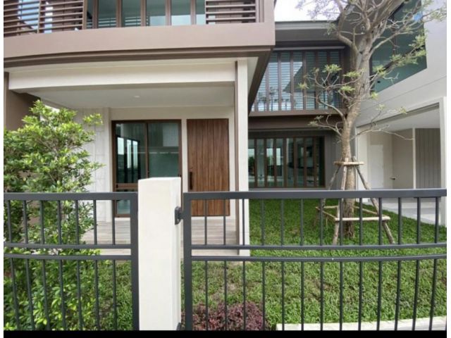 ขายบ้านเดี่ยวหมู่บ้านบุราสิริบ้านใหม่4 นอน 5 น้ำ77.3วาถนนกรุงกรุง