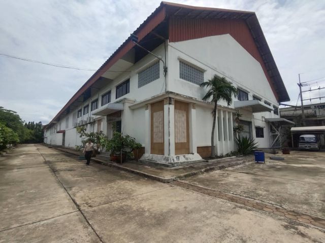 LL8 ให้เช่า โรงงาน 4.5 ไร่ 6200 ตรม. ผังม่วง พร้อม รง.4 ไฟฟ้า 1,000 kva ใกล้ ถนนเพชรเกษม พุทธสาคร พระราม2 กระทุ่มแบน สมุ