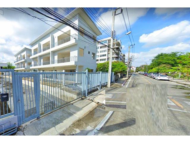 MRTศรีอุดม 3000 หลัง ขาย-ให้เช่าทาวน์โฮม 3ชั้น  4นอน19ตรว. ประเวศ