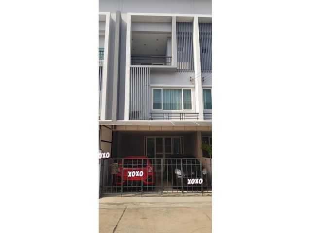 ให้เช่าทาวน์โฮม 3 ชั้น โครงการ The Exclusive วงแหวน-รามอินทรา