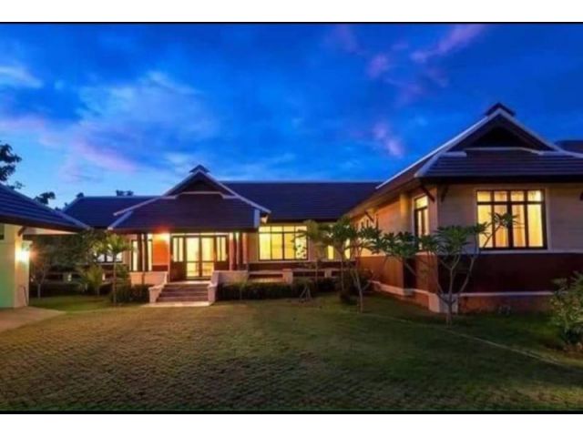 ขายและให้เช่าบ้านสันทราย สไตล์ล้านนา เนื้อที่ 150 ตรว. เช่า 30,000 บาท/ขาย 7.3 ล้าน พร้อมเฟอร์นิเจอร์