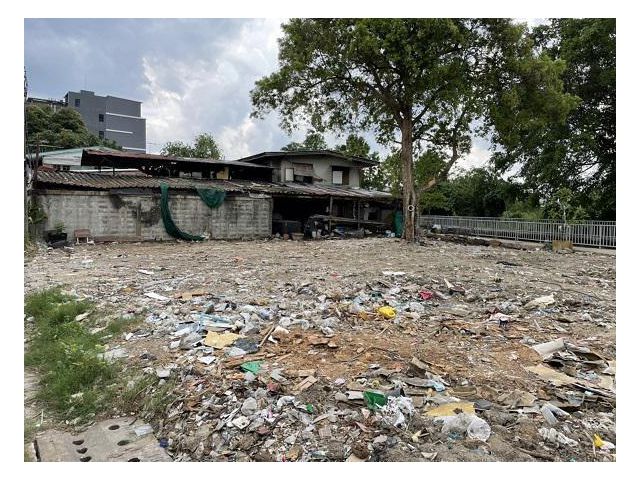 ที่ดิน เรียบด่วน เอกมัย-รามอินทรา 119 ตร.ว ใกล้ห้าง CDC อยู่เยื้อง ห้างเซ็นทรัลอีสวิล-โลตัส-แม็คโคร -คริสตัลพาร์ค อยู่หลังศูนย์รถยนต์ไฟฟ้า BYD