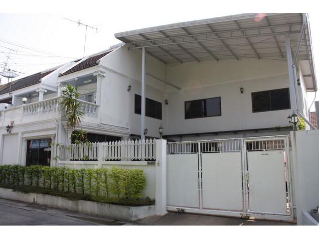 ขายบ้าน 2 ชั้น 67ตรว.ติดถนนเทพารักษ์ ใกล้ BTSทิพวัล BTS สำโรง