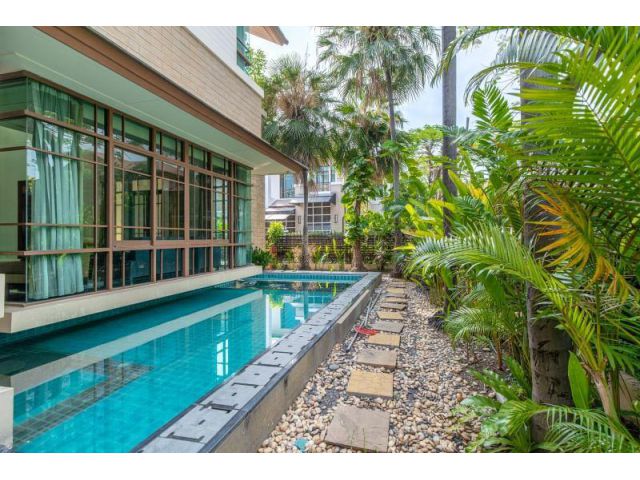 House for rent ให้เช่าบ้านเดี่ยว2ชั้น4นอนหลังมุมพร้อมสระว่ายน้ำหมู่บ้านแสนสิริสุขุมวิท67ใกล้BTSพระโขนง ตกแต่งหรูพร้อมอยู