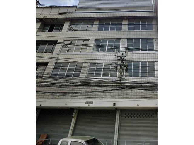 อาคารตึก3หัอง โล่งทะลุถึงกันหมด
