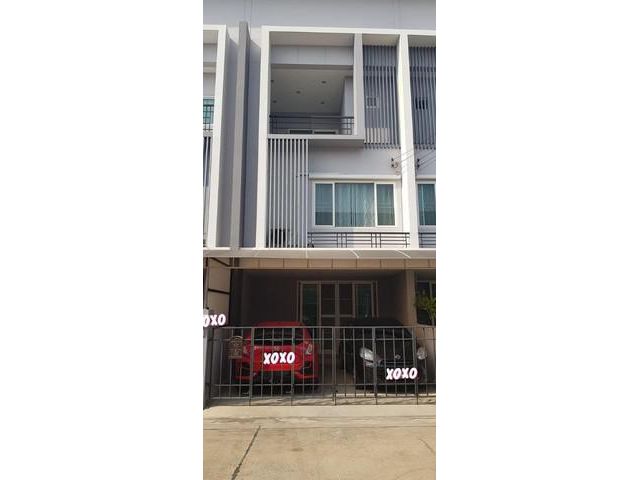 ให้เช่าทาวน์โฮม 3ชั้น The Exclusive วงแหวน-รามอินทรา คู้บอน