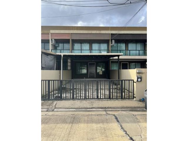 ให้เช่าทาวน์เฮ้าส์ 2ชั้น หมู่บ้านเออร์บาโน  Urbano ถนนรามคำแหง