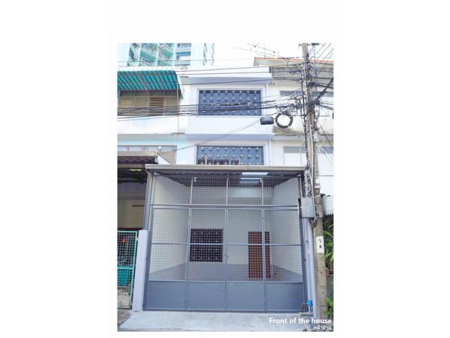 ถูกที่สุด 3โลก BRTถ.จันทน์ 3นอน 2น้ำ 2แอร์ 20ตรว. Central พระราม3