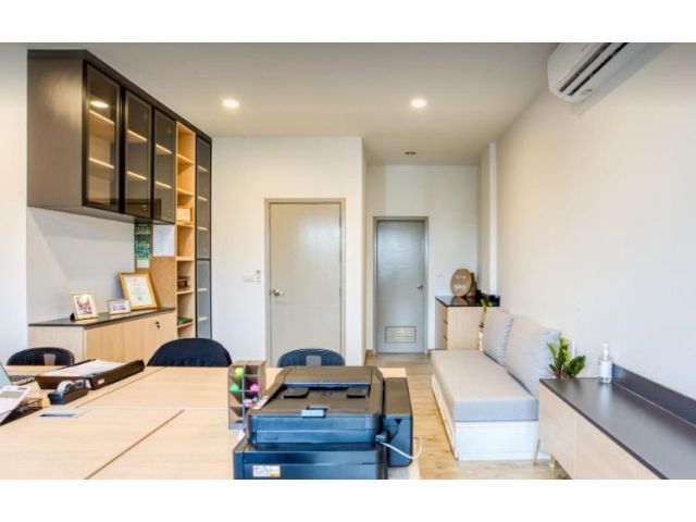 ให้เช่า Home office 3 ชั้น โครงการ Premium Place พหลโยธิน-รามอิน