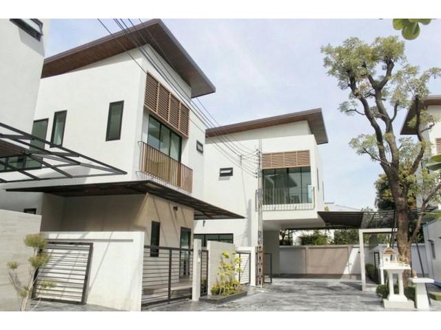 ให้เช่าบ้านเดี่ยว 2 ชั้น หมู่บ้านบ้านสิริจันทร์ ซอยฉิมพลี 6 ตลิ่ง