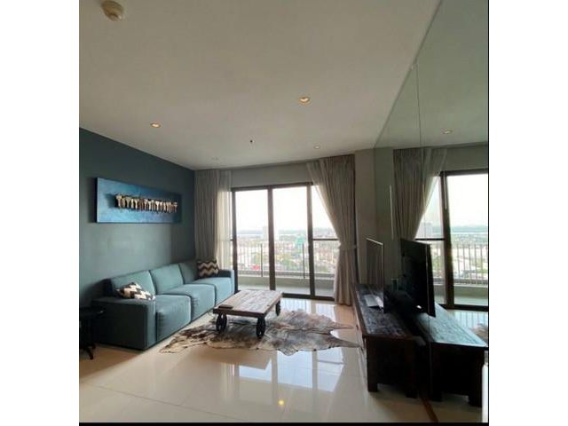 ขาย / ให้เช่าคอนโด The Emporio Place  1 ห้องนอน