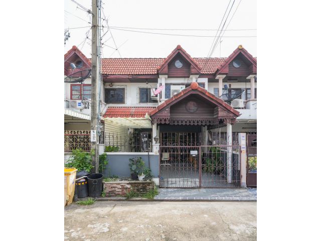 BH1445 ให้เช่า-ขายบ้านทาวน์เฮ้าส์ Loft Style ลาดพร้าว101