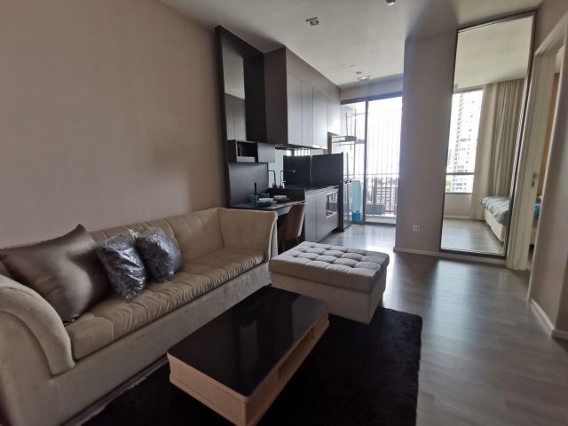 เช่า- The Room Sukhumvit 69/ 1 ห้องนอน /35 ตรม./ชั้น 12A /ใกล้ BTS พระโขนง เช่า 18,500
