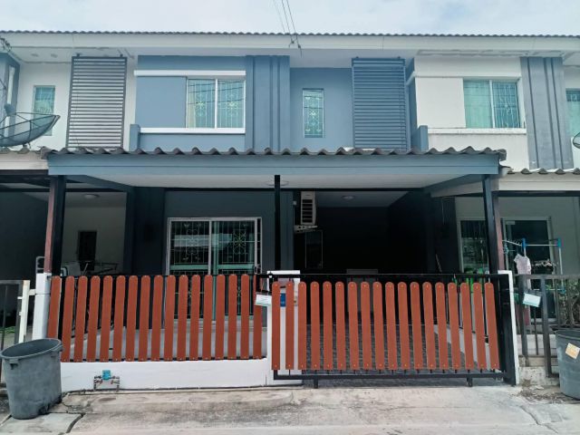 ขาย หมู่บ้านพฤกษา86/1 ลาดกระบัง-สุวรรณภูมิ รีโนเวทใหม่พร้อมอยู่