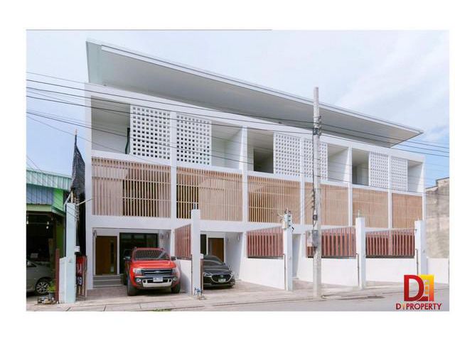 ขายบ้านอาคารพาณิชย์ 3 ชั้น ใกล้โรงพยาบาลแมคคอรืมิค