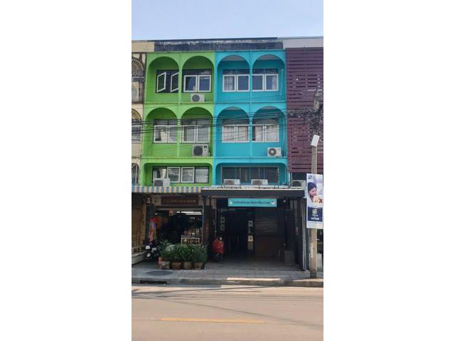 ขายอาคารพาณิชย์ 18ตรว. ซ.เสนานิคม1 แขวงลาดพร้าว เขตลาดพร้าว