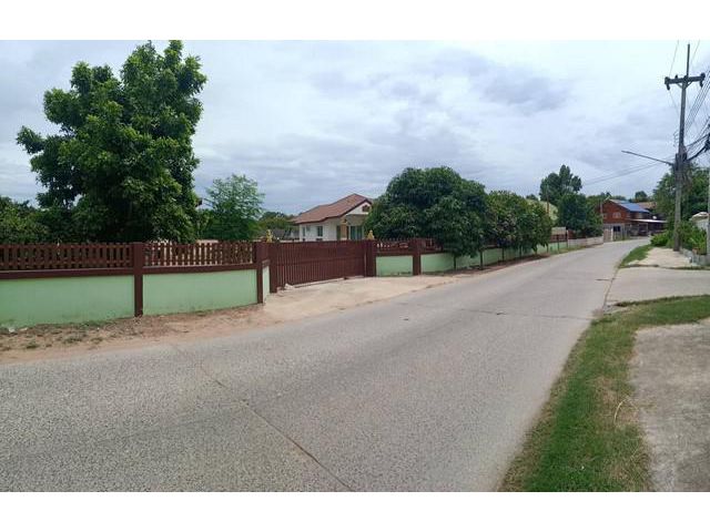 ขายที่ดินสวยทำเลดีติดถนน  เจ้าของขายเอง