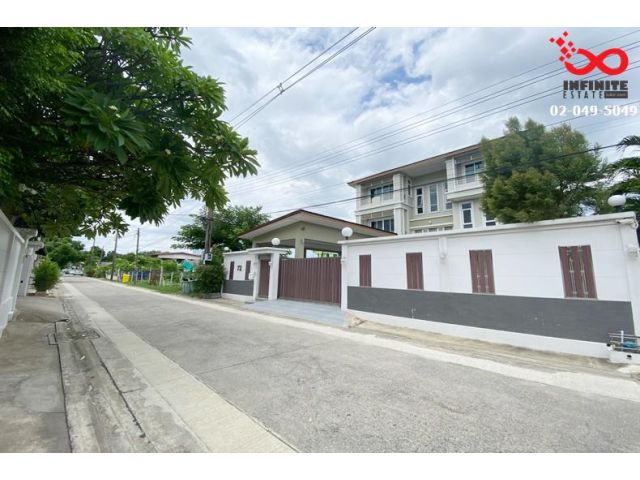 ขายบ้านเดี่ยว 3 ชั้น หมู่บ้านสหกรณ์ 3 ถนนแจ้งวัฒนะ ปากเกร็ด นนทบุรี