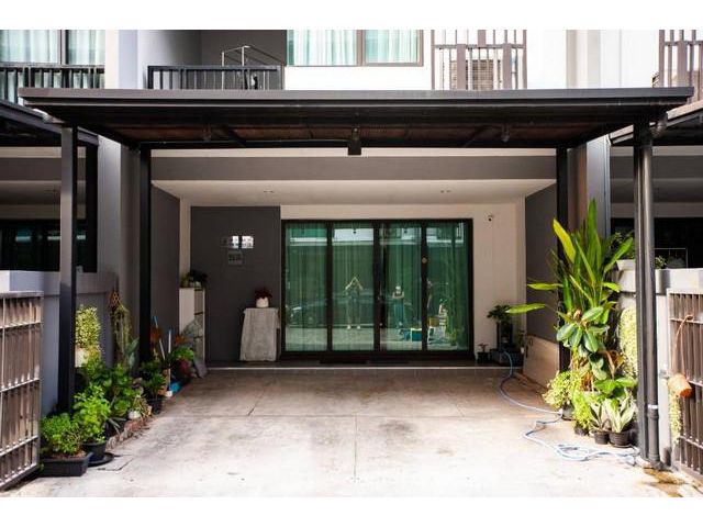 ให้เช่าทาวน์โฮม 3ชั้น โครงการเพล็กซ์ เรสซิเดนซ์ นวมินทร์111