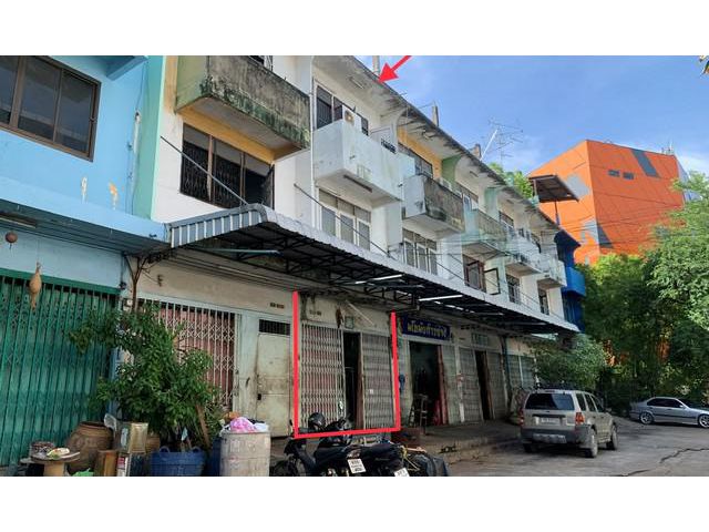 ขายอาคารพาณิชย์ 3 ชั้น 4 คูหา ย่านบางขุนเทียน