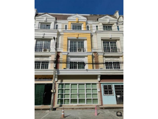 ให้เช่าโฮมออฟฟิศ 4 ชั้น โครงการพลัสพาร์ค อเวนิว ลาซาล-ศรีนครินทร์