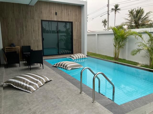 H97 ให้เช่าบ้านเดี่ยว 3 ห้องนอน พร้อมสระว่ายน้ำ หนองปลาไหล/ Brand New 3 Bedrooms Pool Villa For Rent
