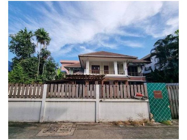 ให้เช่าและขายบ้านเดี่ยว 2 ชั้น ซอยพหลโยธิน 30 เนื้อที่ 101 ตรว