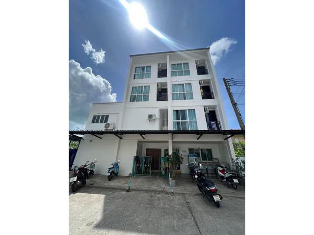 For Sales : Apartment in the Kuku area, 15 rooms, 1 house