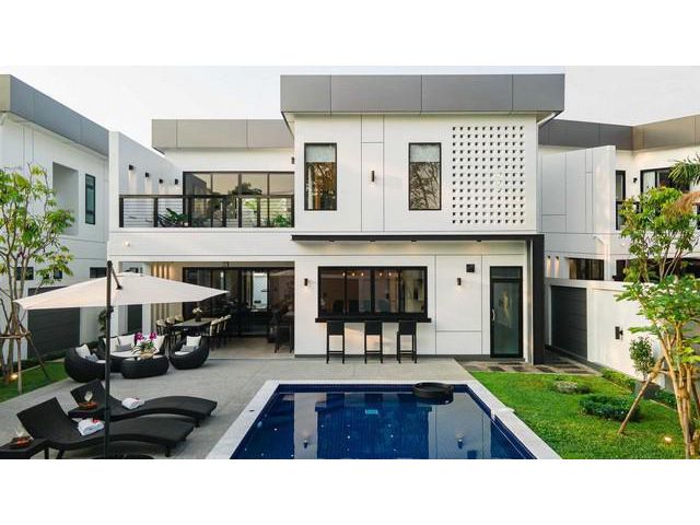ขายบ้านเดี่ยว & พูลวิลล่า ตกแต่งสไตล์ Luxury โชนหางดง
