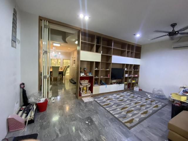 ขายทาวน์โฮม 4 ชั้น ซอยพัฒนาการ 44  หมู่บ้าน วราธรวิลล์