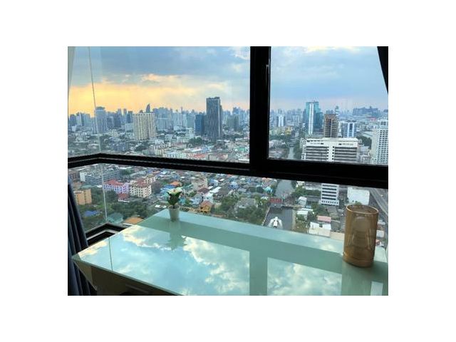 เดอะทรี สุขุมวิท 71-เอกมัย 2 ห้องนอน