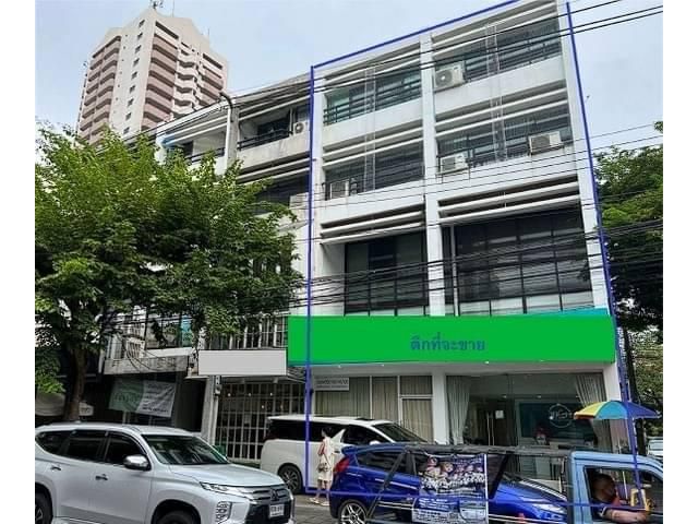 Building for rent ให้เช่าอาคารพาณิชย์2 คูหาย่านพร้อมพงษ์ สุขุมวิท ซอยสุขุมวิท 39 ใกล้BTSพร้อมพงษ์ รพ.สุขุมวิท
