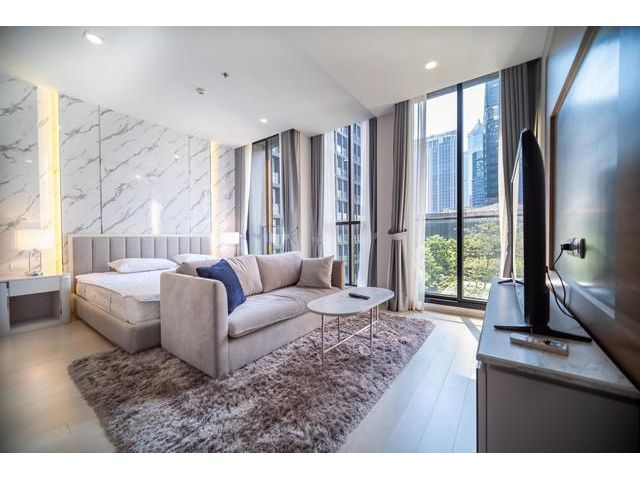 Condo for rent Noble Ploenchit Near BTS Ploenchit