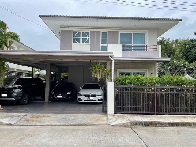 ขายบ้านเดี่ยวราคาพิเศษมากๆ บ้าน 2 ชั้น มีที่จอดรถ