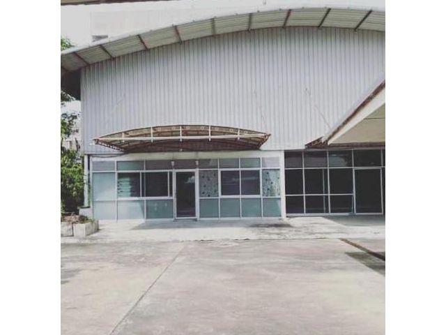 ให้เช่าพื้นที่ คลังสินค้า  สำนักงาน ซอยโชคชัยสี่ 28 ลาดพร้าว วังห