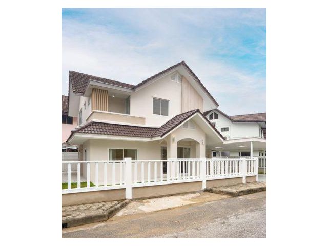 R7 บ้านรีโนเวทใหม่เอี่ยม พื้นที่รอบบ้านเยอะ ตกแต่งเฟอร์นิเจอร์ใหม