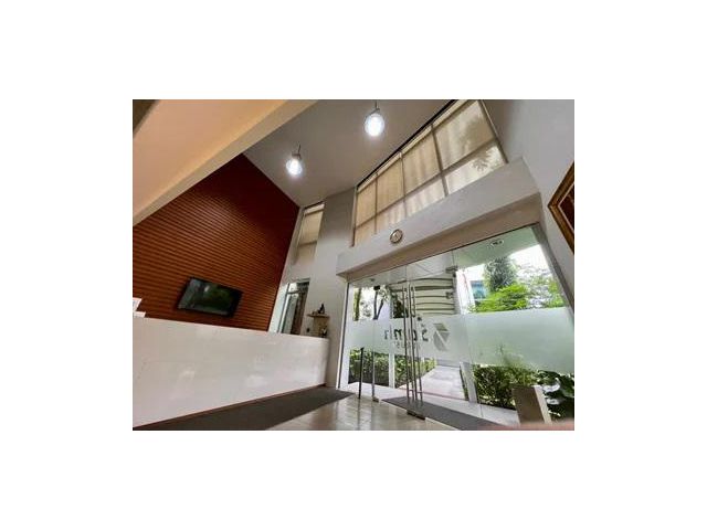 ให้เช่าอาคารสำนักงาน 3ชั้น ลาดพร้าว101 โพธิ์แก้ว เลียบด่วนเอกมัย