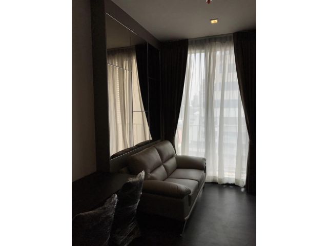 Edge Sukhumvit 23 for rent 1 bedroom 1 bathroom 31 sqm. rental 18,000 baht/month
