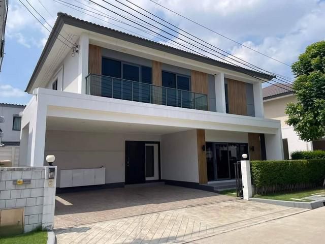 House for sale ขายบ้านเดี่ยว2ชั้น4ห้องนอน ย่านกิ่งแก้ว หมู่บ้านเซนโทรอ่อนนุช-สุวรรณภูมิ ใกล้สนามบินสุวรรณภูมิ แบบบ้านหลั