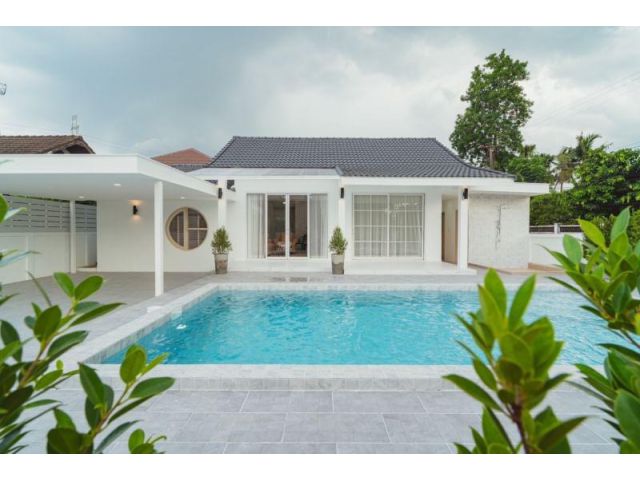 ขายและให้เช่าบ้านสันกำแพง Pool Villa modern เนื้อที่ 100 ตร.ว. ขาย 5.99 ล้าน//เช่า 55,000 บาท