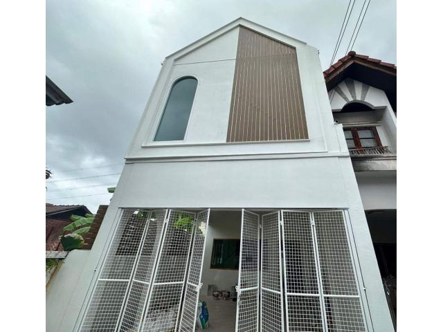 ขายทาวน์เฮาท์ 2 ชั้น ตลาดหนองหอย 2.59 ล้าน