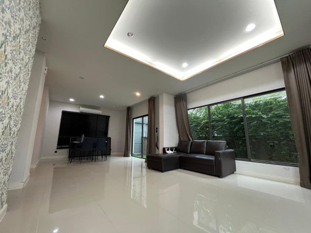 ให้เช่าบ้านเดี่ยว Luxury เศรษฐสิริ กรุงเทพกรีฑา ใกล้ Airport Link หัวหมาก ถนนกรุงเทพกรีฑา พร้อมอยู่ 2ห้องนอน 3ห้องน้ำ 57